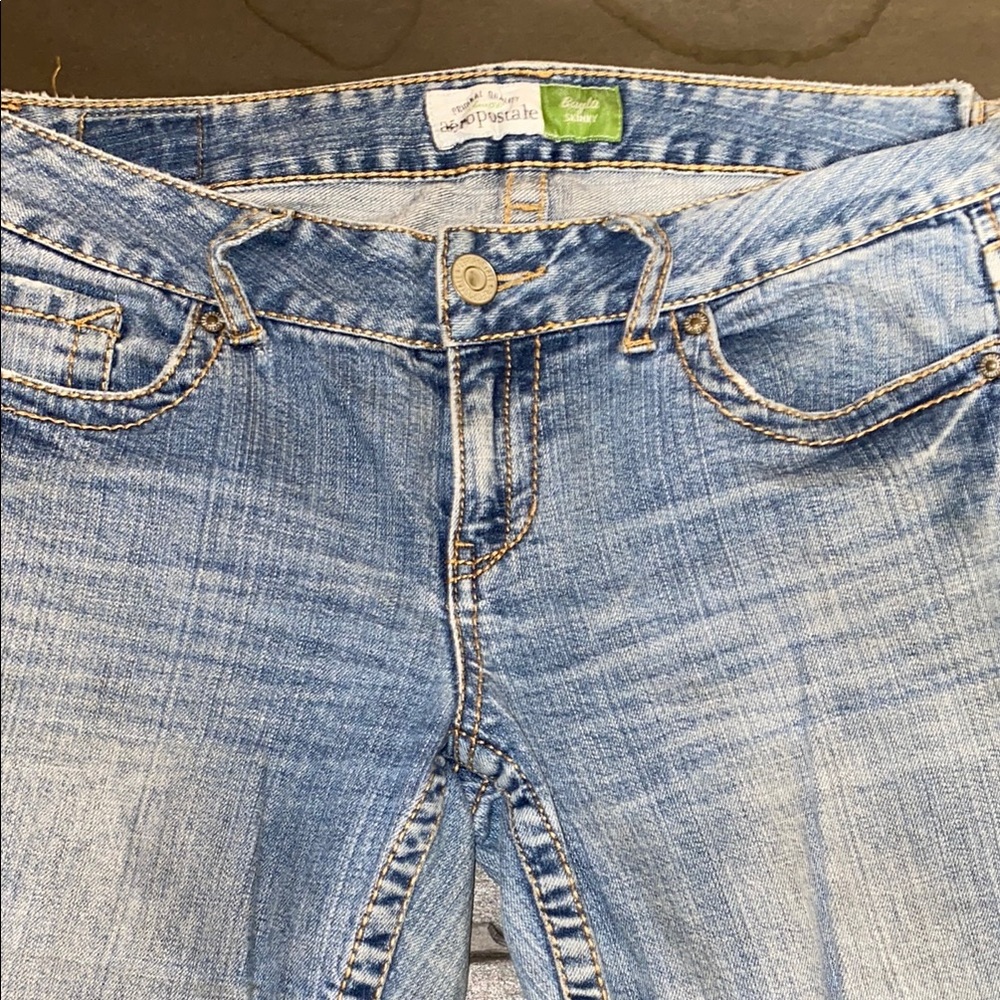 Aeropostale Size 7/8 Blue Straight Leg Jeans with Natural Fading - Picture 9 of 14